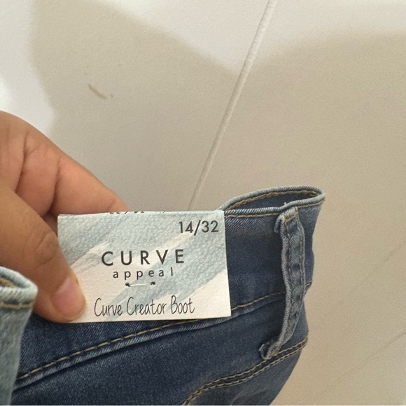 Curve Appeal Curve Creator Bootcut Jeans Size 14/32 NWT - Picture 9 of 10